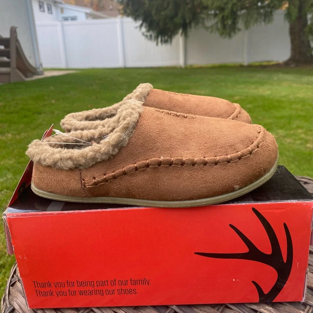 NWT/NIB Deer Stags Toddler Lil Nordic Indoor-Outdoor Slipper in Chestnut (13)
